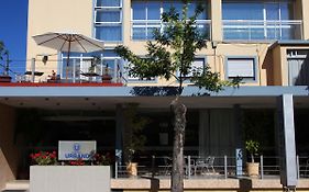 Urbano 3*