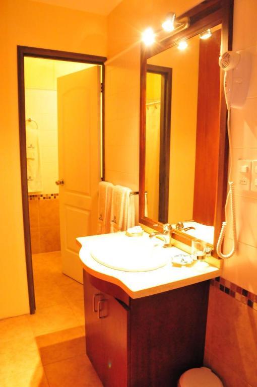 Hotel Urbano Carmelo Ruang foto
