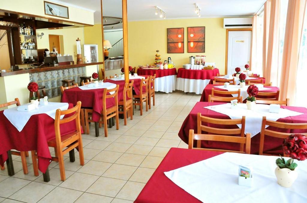 Hotel Urbano Carmelo Bagian luar foto