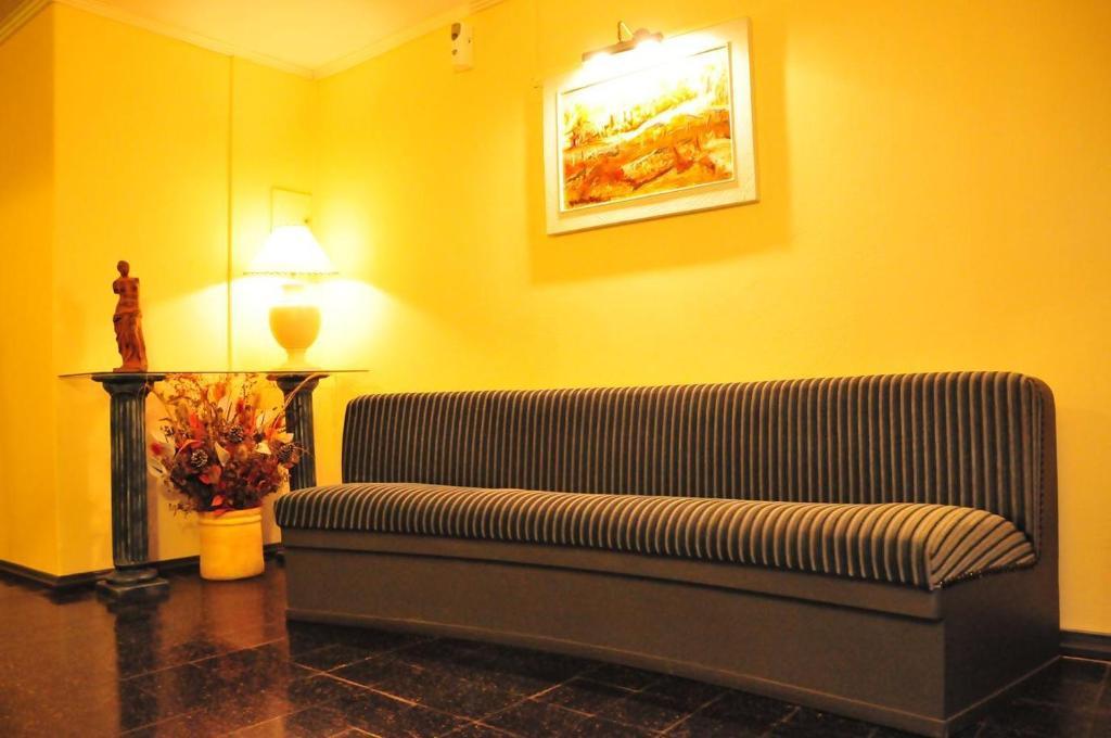 Hotel Urbano Carmelo Bagian luar foto