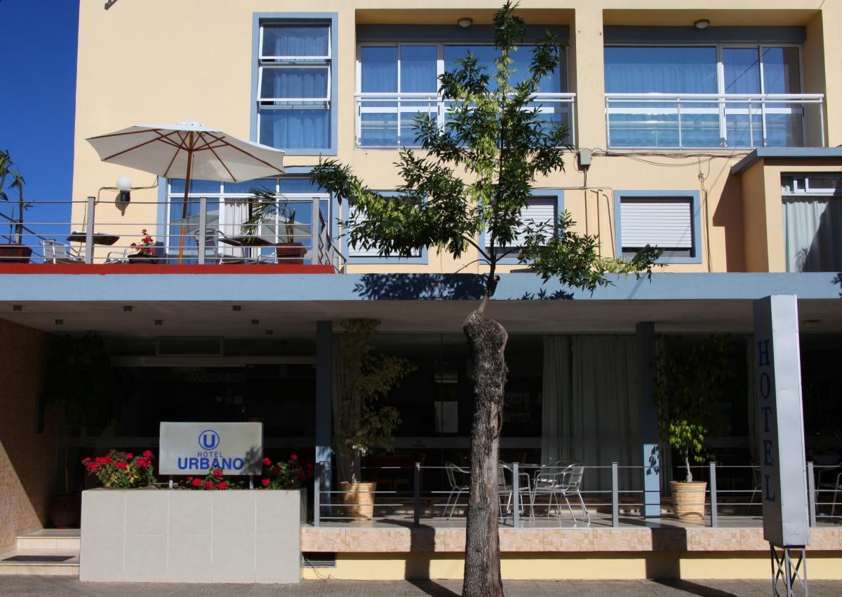 Hotel Urbano Carmelo Bagian luar foto